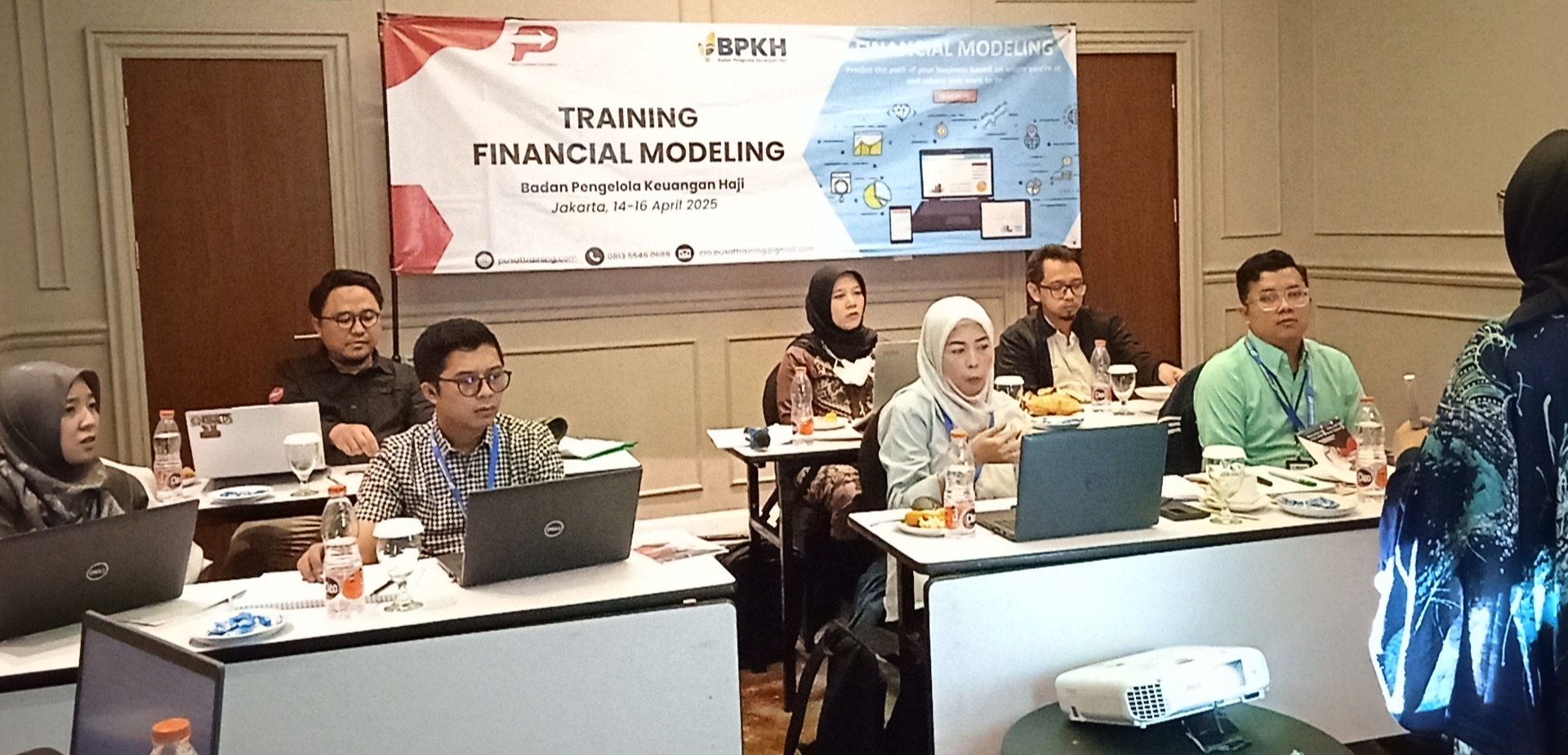 FINANCIAL MODELING - Pusat Training Indonesia